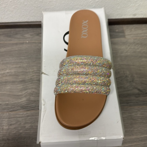 Elegant Tan and Silver Women's Slide Sandals Rhinestone sandals XOXO - Picture 4 of 6